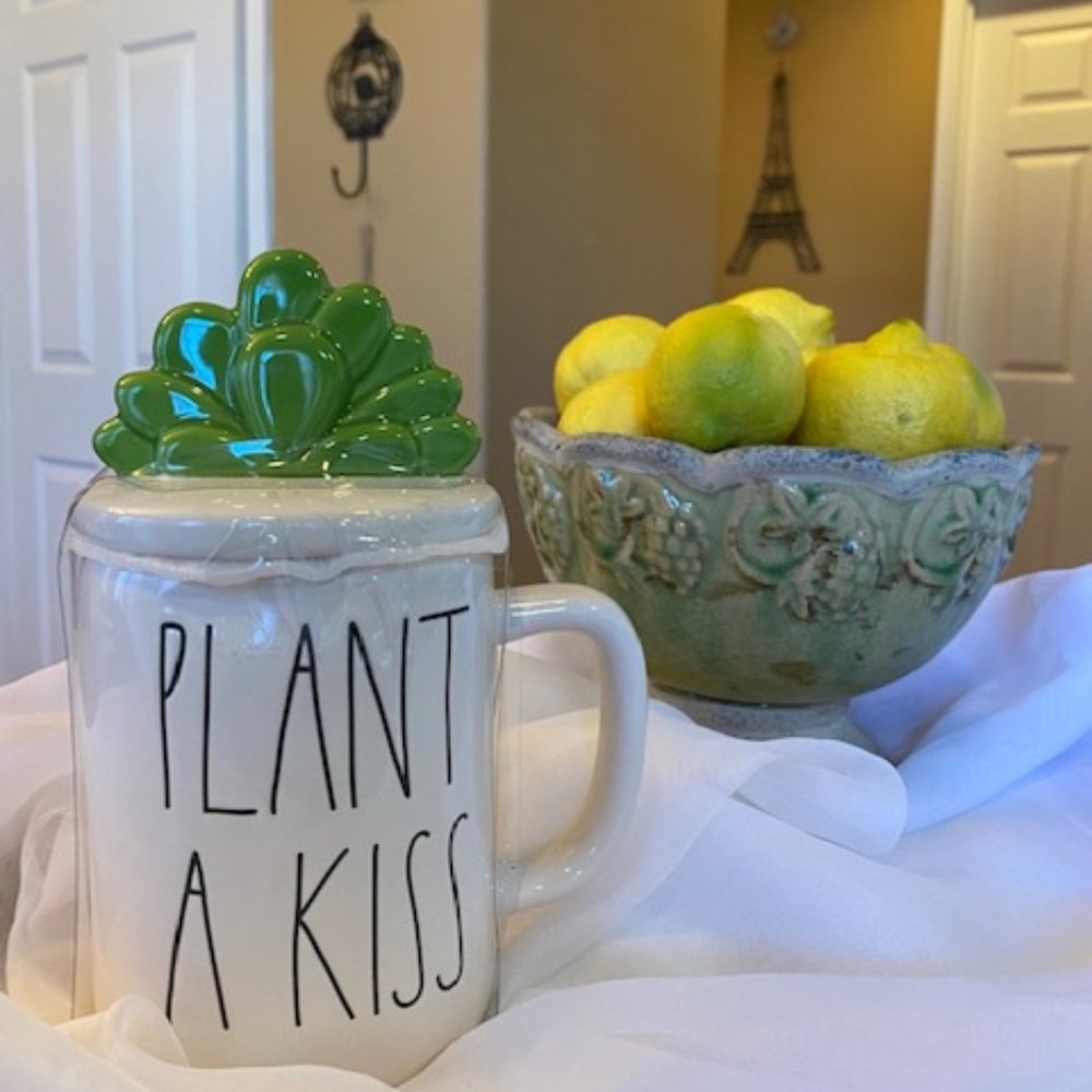 Rae Dunn Plant A Kiss Mug & Topper